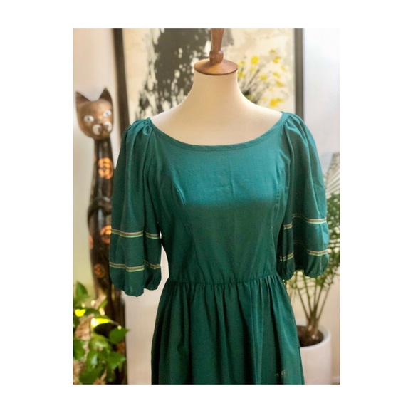 SOLD - Gorgeous vintage peasant dress - Picture 9 of 11